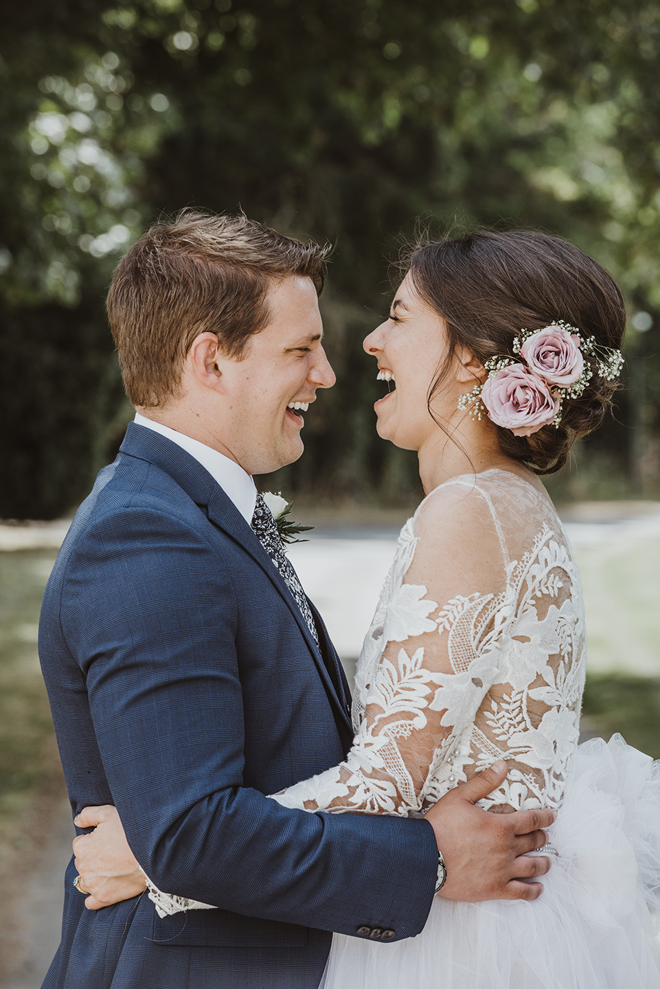 Happy bride and groom at Herefordshire wedding by Hereford wedding photographer byGarazi