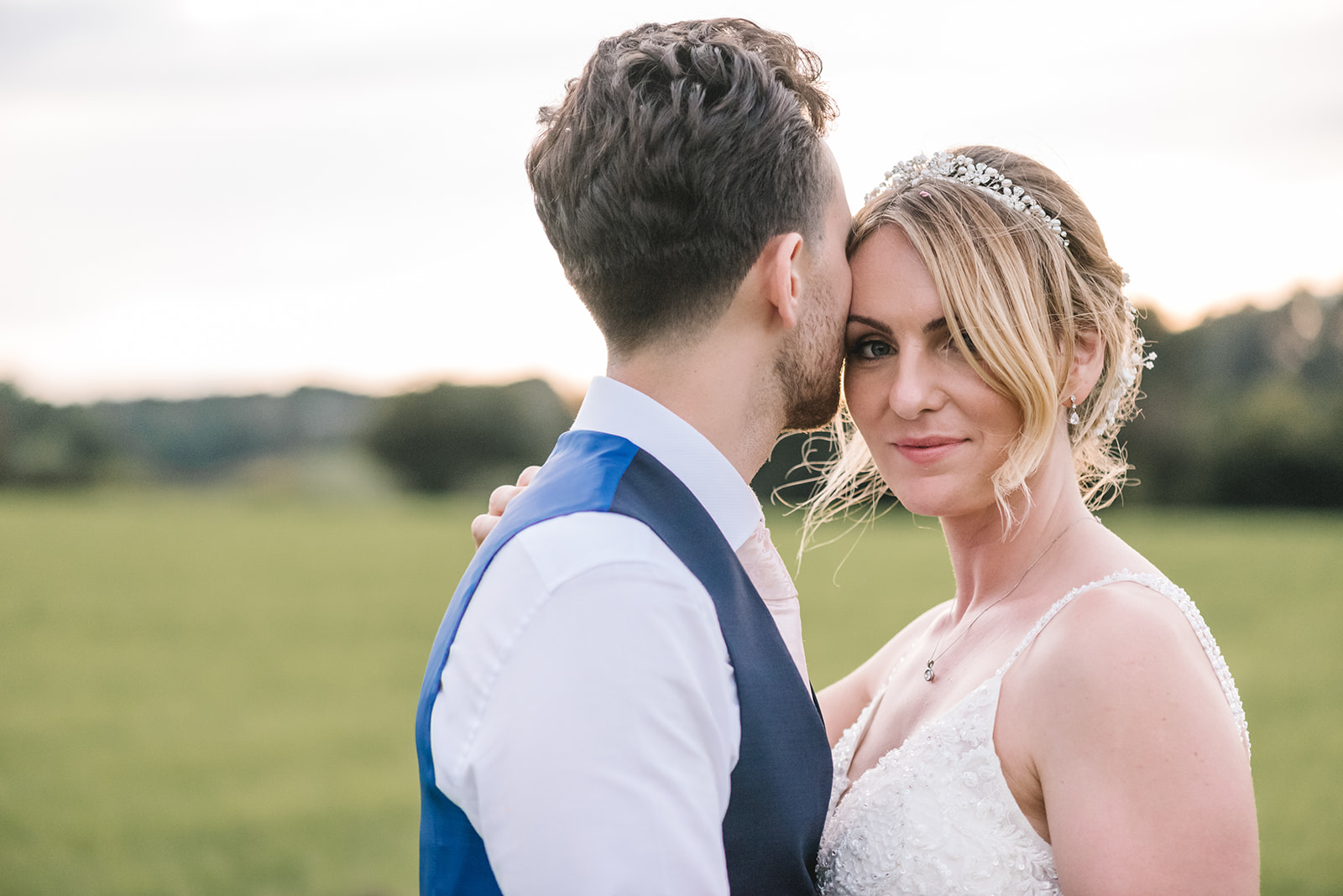Festival/tipi wedding in the West Midlands by Birmingham wedding photographer byGarazi
